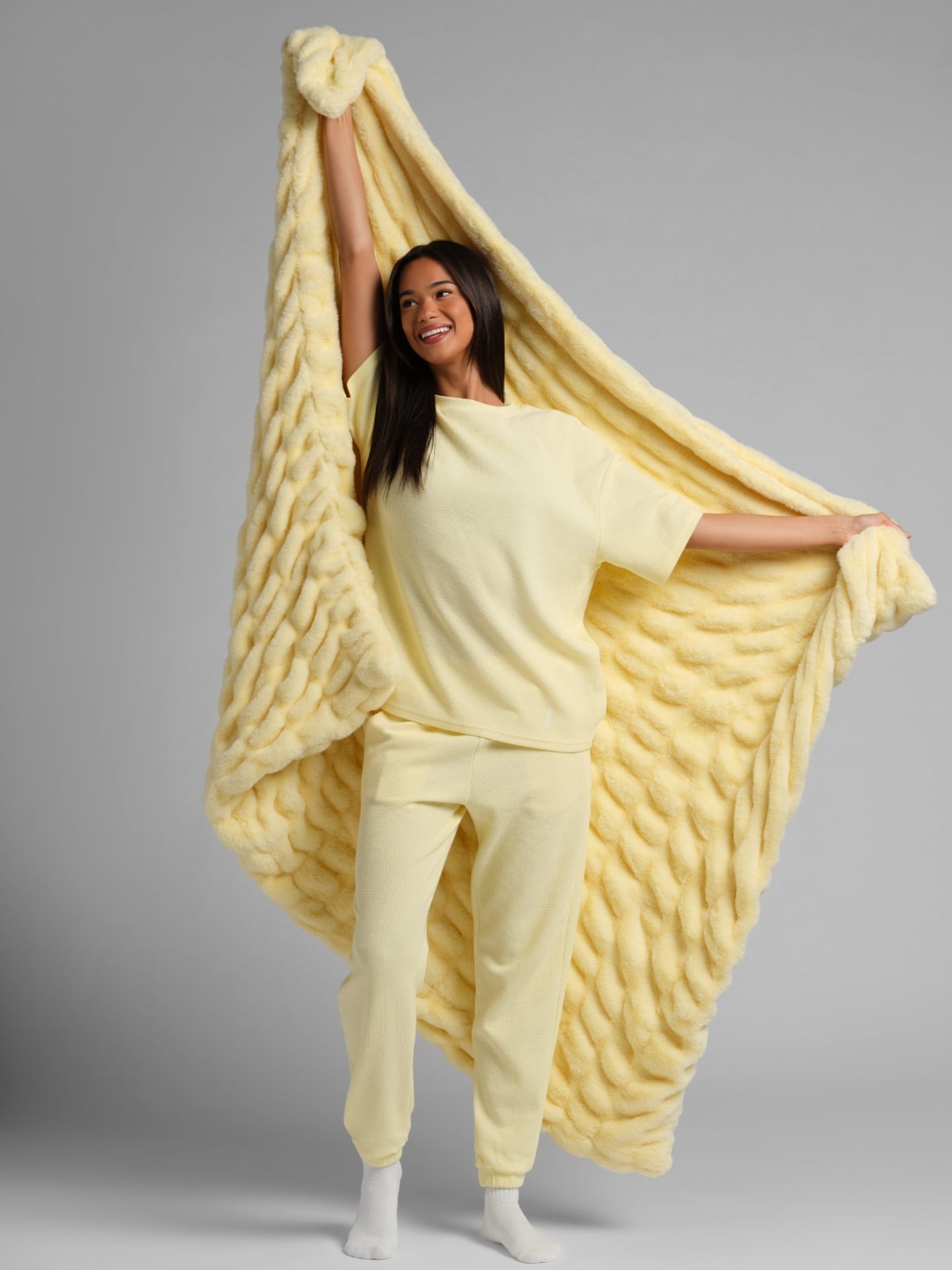 Wraparound Warmth Cloud Blanket