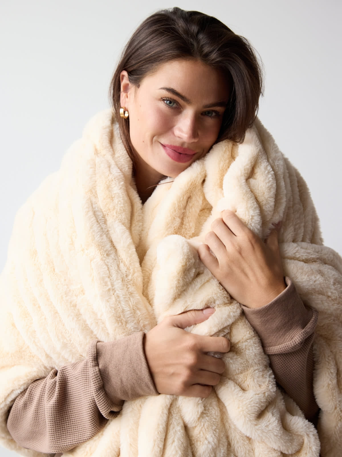 Wraparound Warmth Cloud Blanket
