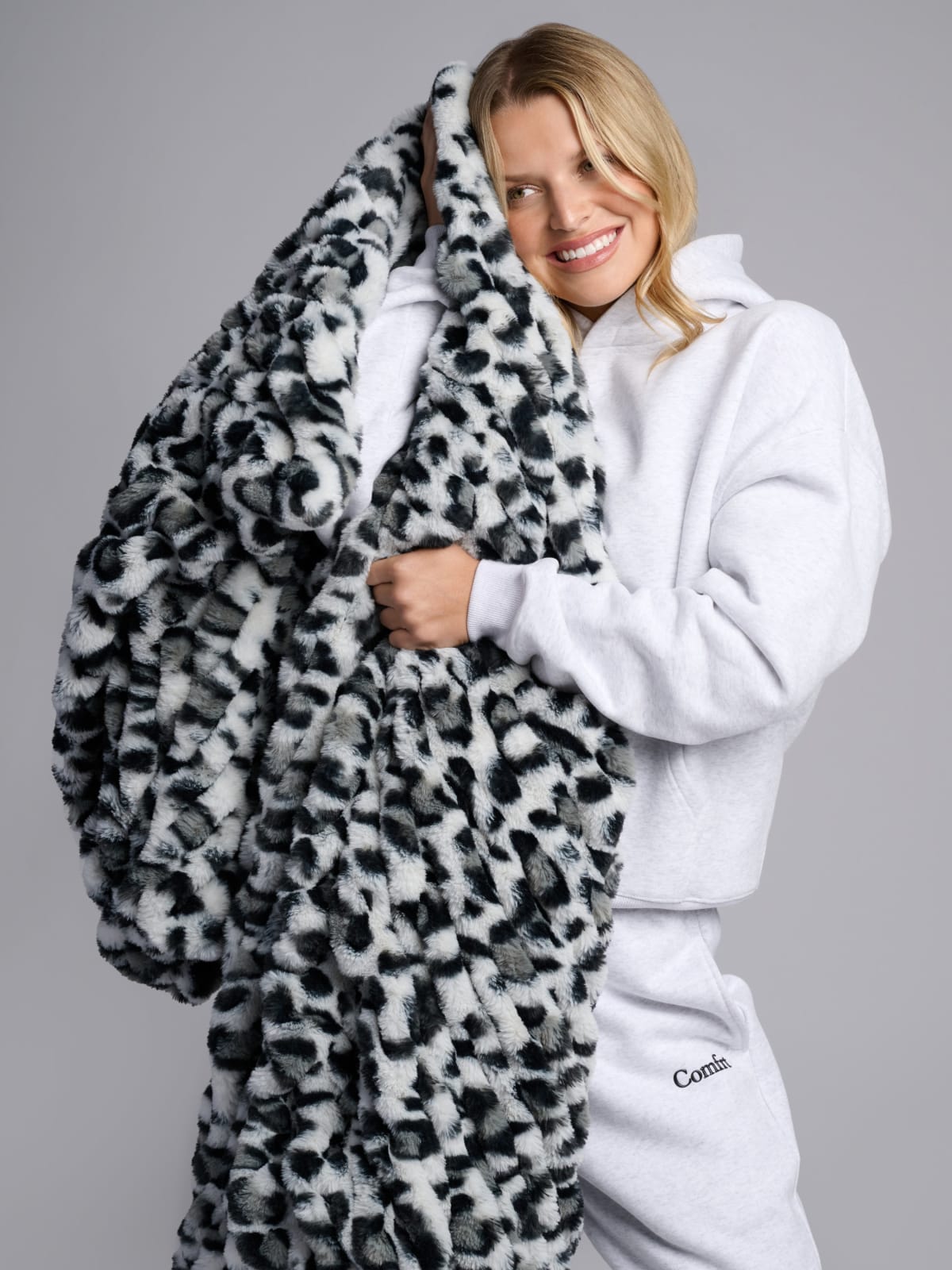 Wraparound Warmth Cloud Blanket
