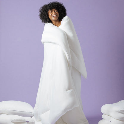 Temperature-Balancing Cloud Comforter